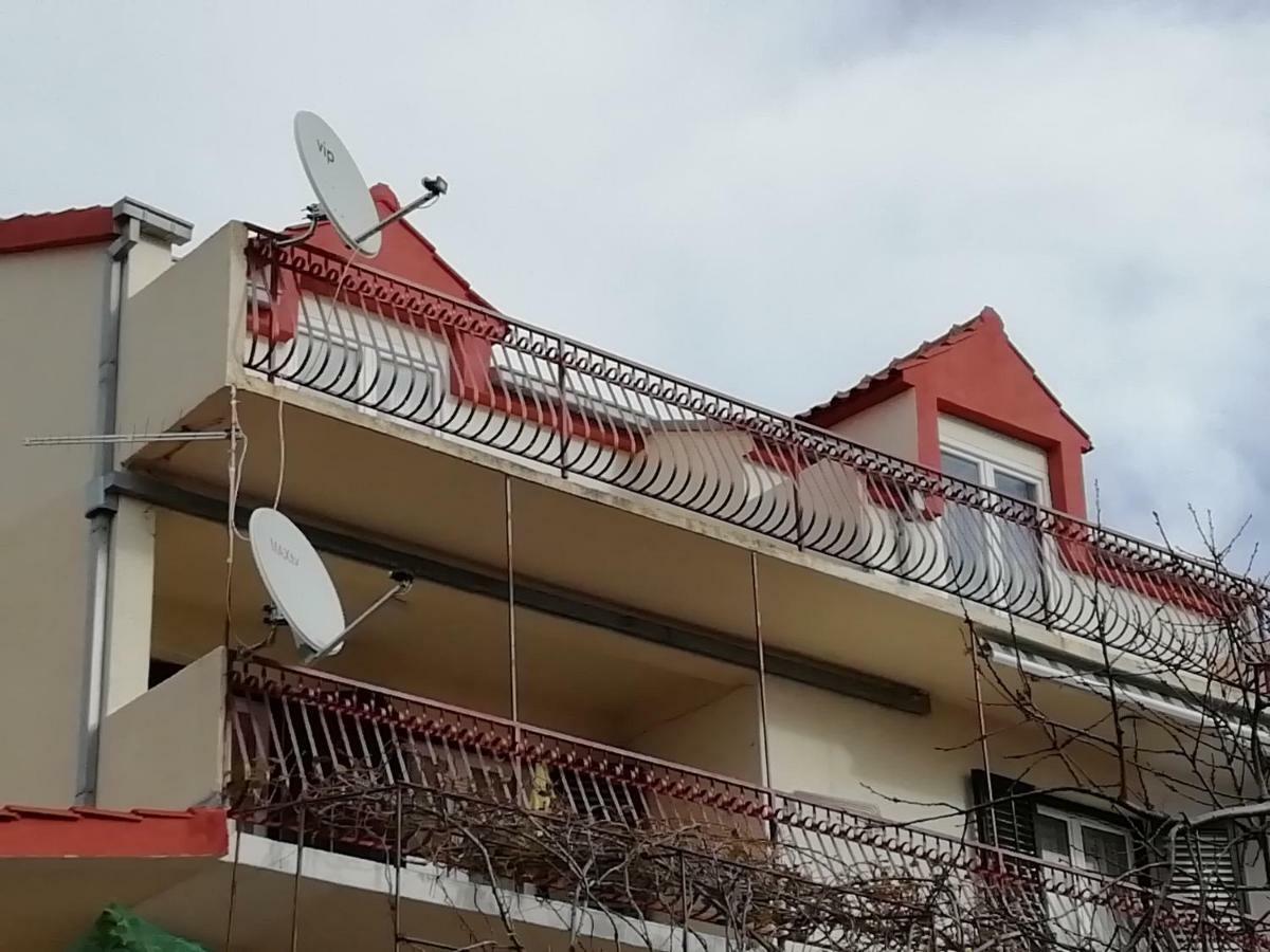 Angella Apartment Dugi Rat Εξωτερικό φωτογραφία