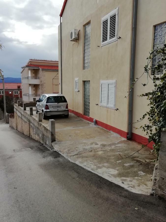 Angella Apartment Dugi Rat Εξωτερικό φωτογραφία